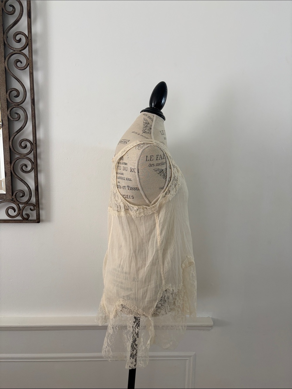 Free People Cream Lace V-Neck Camisole - Picture 2 of 3